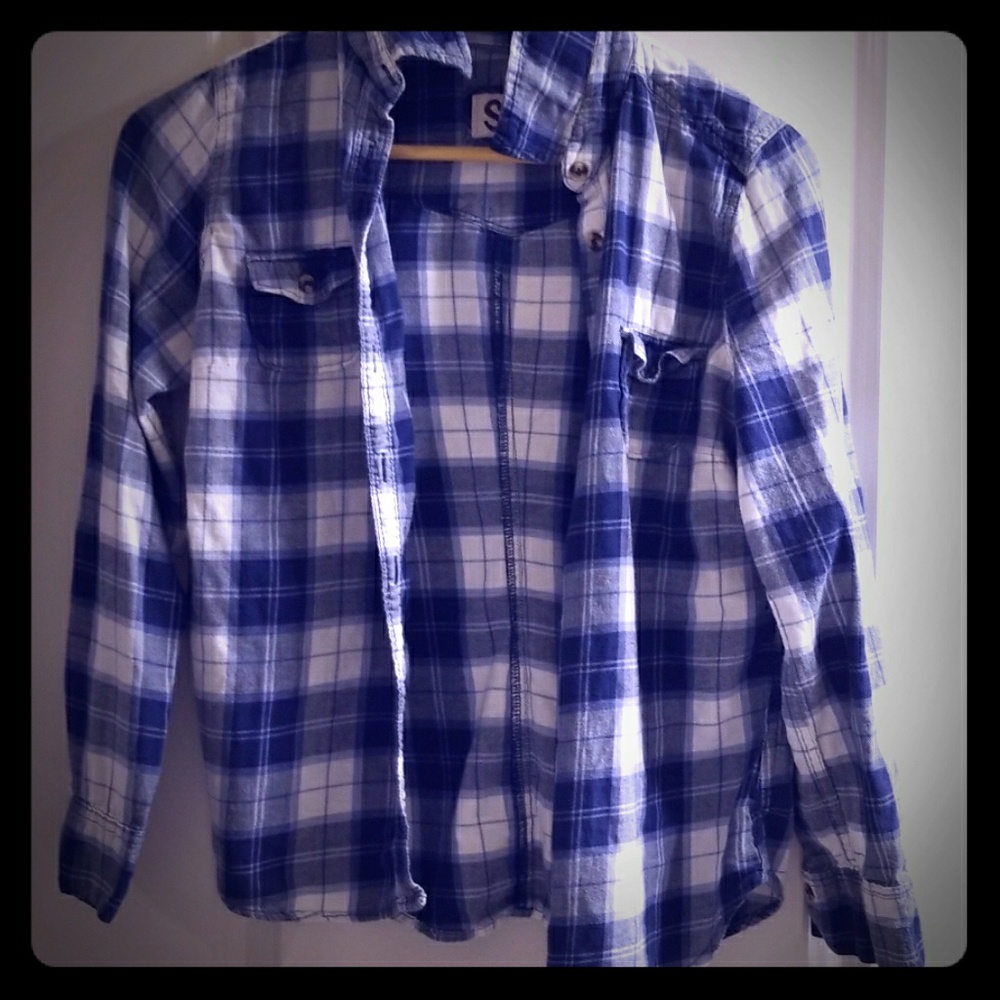Young plat botton down shirt